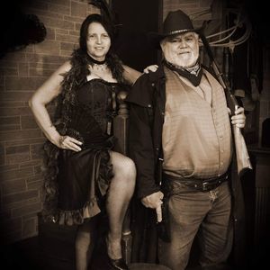 Meet your Posher, Annie